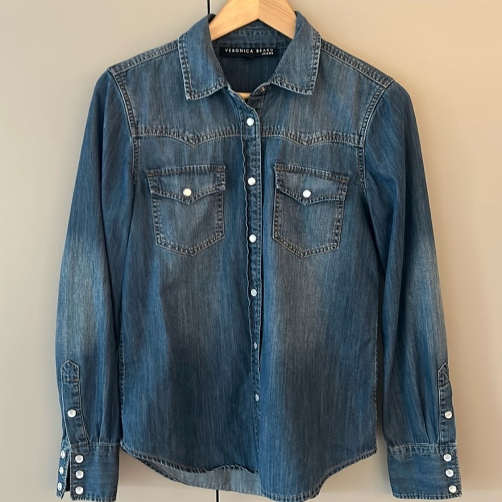 Veronica Beard Blue Denim Top with Snap Buttons | Small